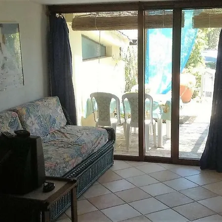 Casa Vacanze Is Traias 87 维拉西米乌斯