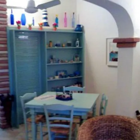 Casa Vacanze Is Traias 87 Feriehus *